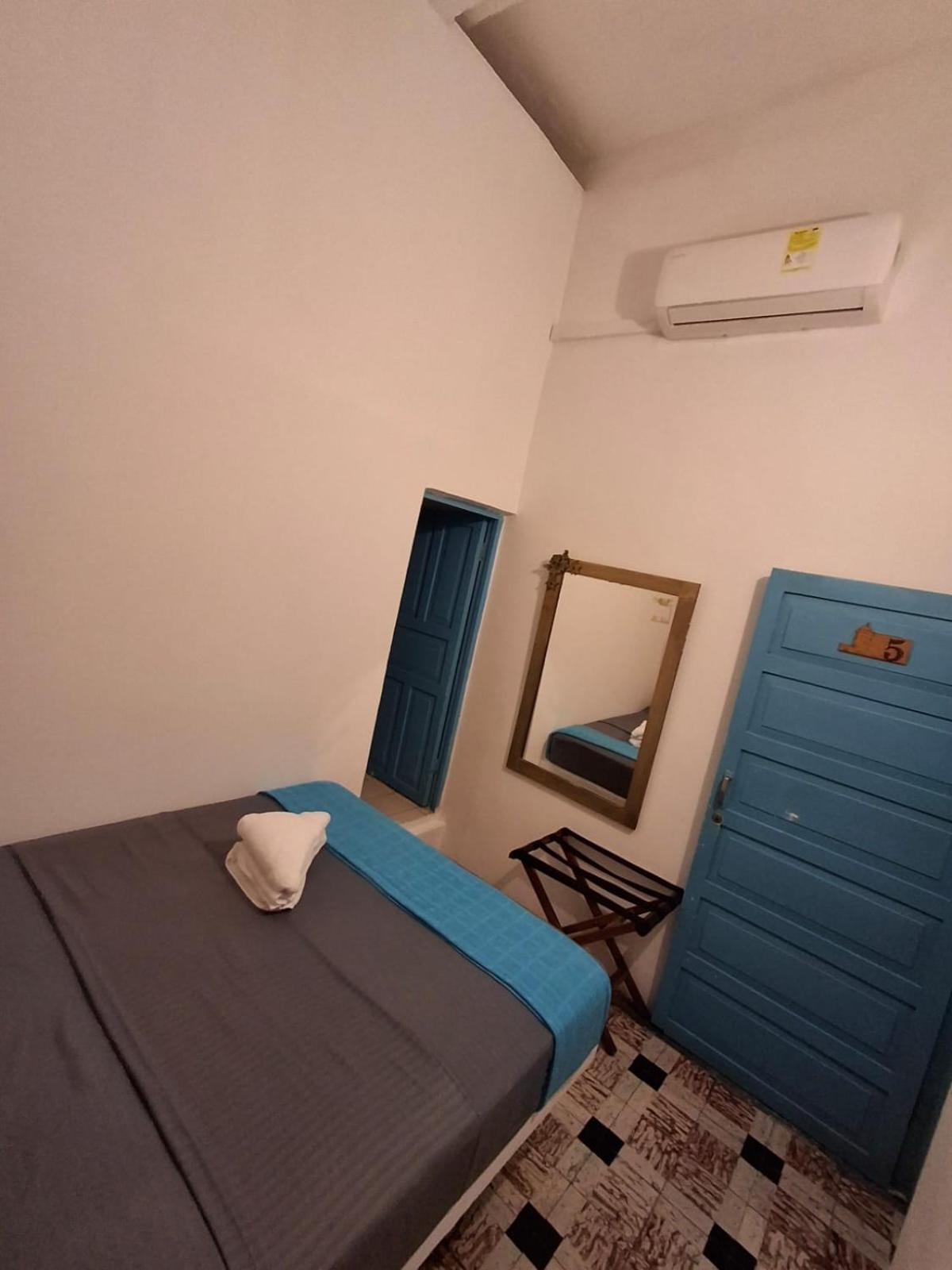 1811 Hostal
