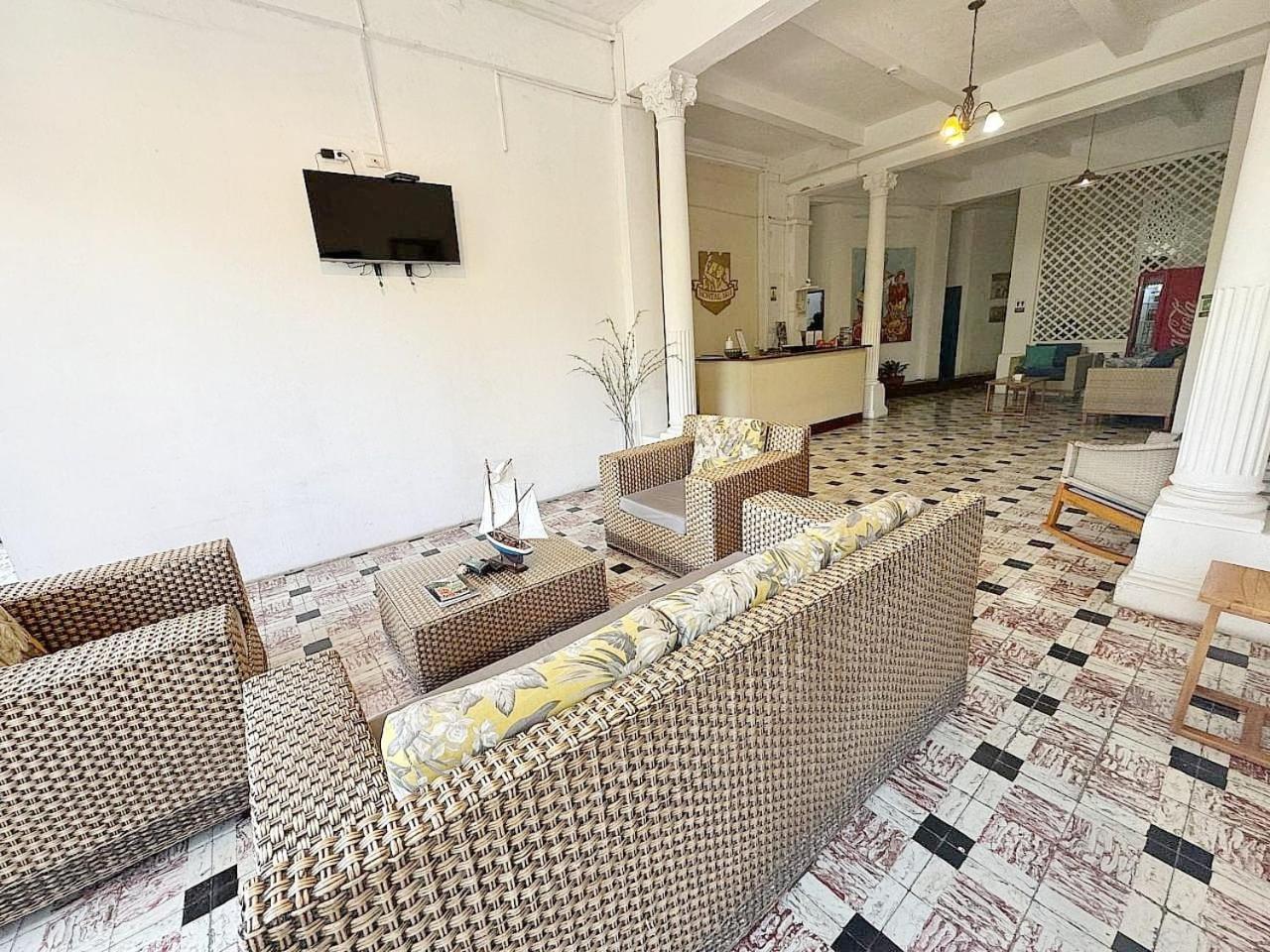 1811 Hostal Cartagena