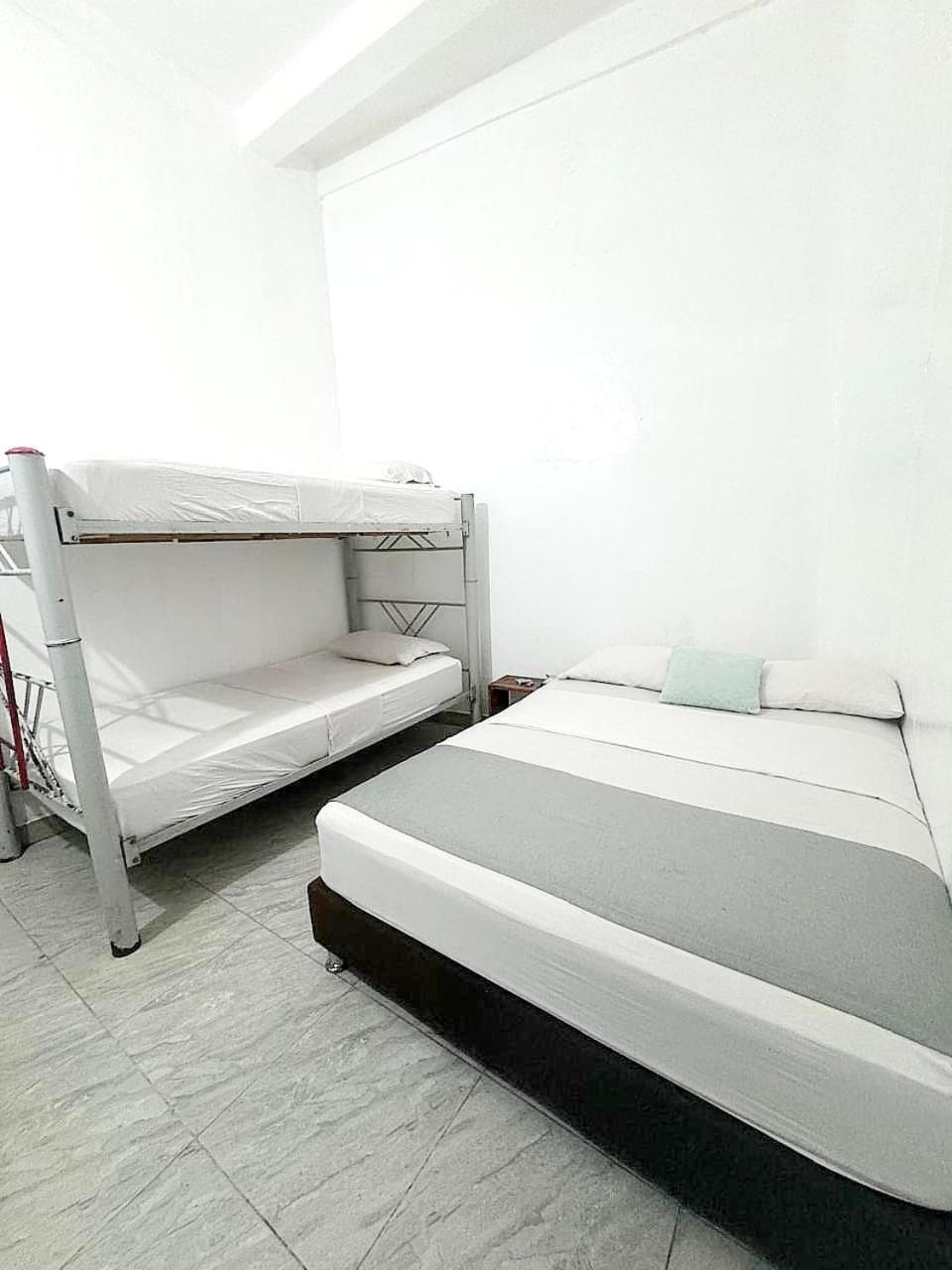 Hostal 1811